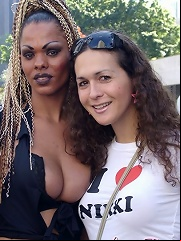 Nikki at tha gayparade !